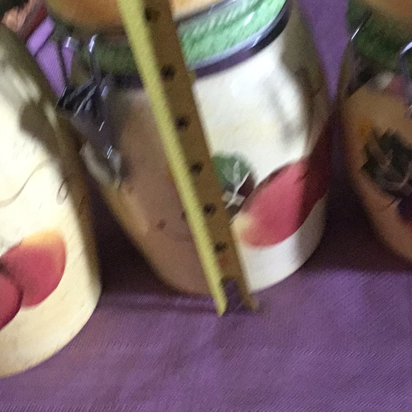 4 piece ceramic canister set - Picture 4 of 8